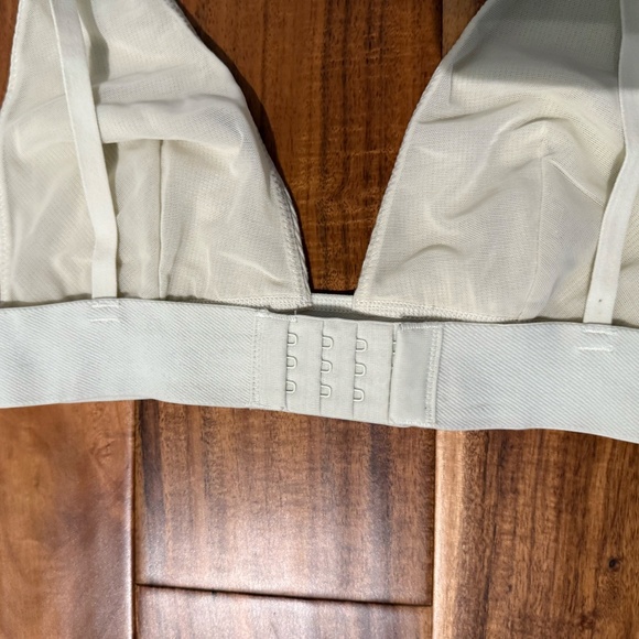 SKIMS cotton rib plunge bralette, size small, color bone - Picture 3 of 7